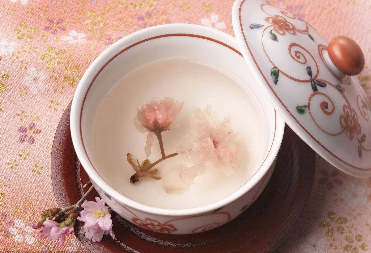 日本有哪些樱花季节才能品尝到的「限定」美味？ - 知乎